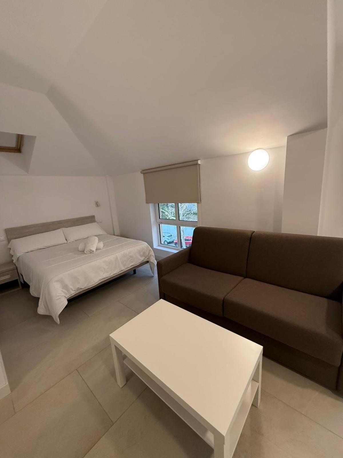 Hostel Villa Miguela Santander Buitenkant foto
